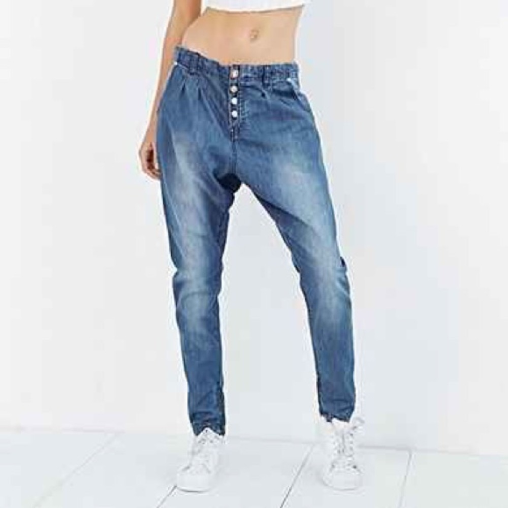 One Teaspoon x UO Super Tough Medium Wash Jeans
